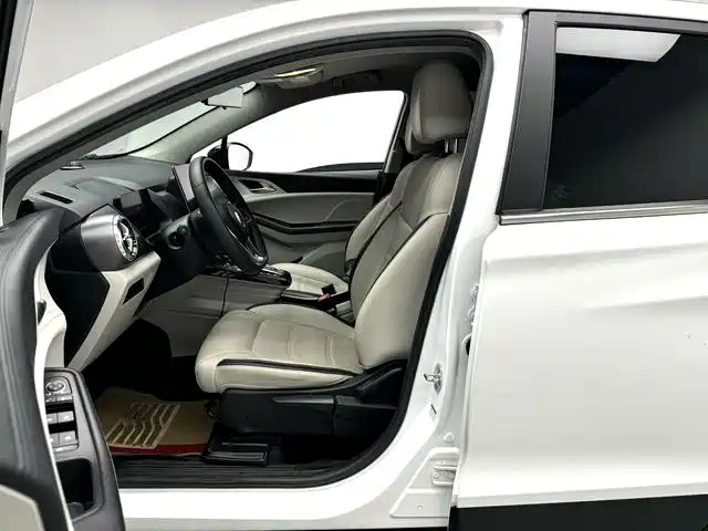BYD Yuan Pro — миниатюра 5