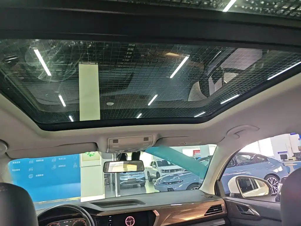 Volkswagen Tharu — миниатюра 18