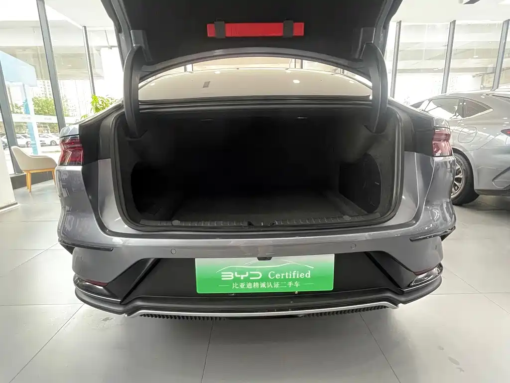BYD Han — миниатюра 16