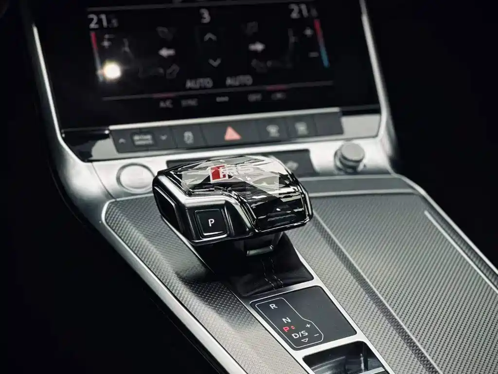 Audi A6L — миниатюра 5