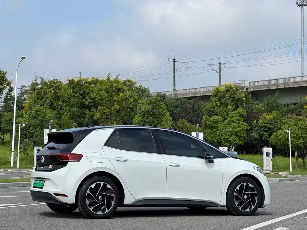 Volkswagen ID.3 — миниатюра 14