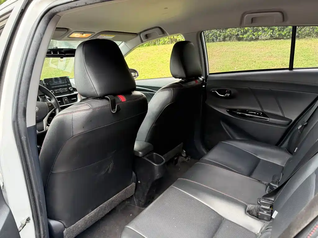 Toyota Yaris L — миниатюра 11
