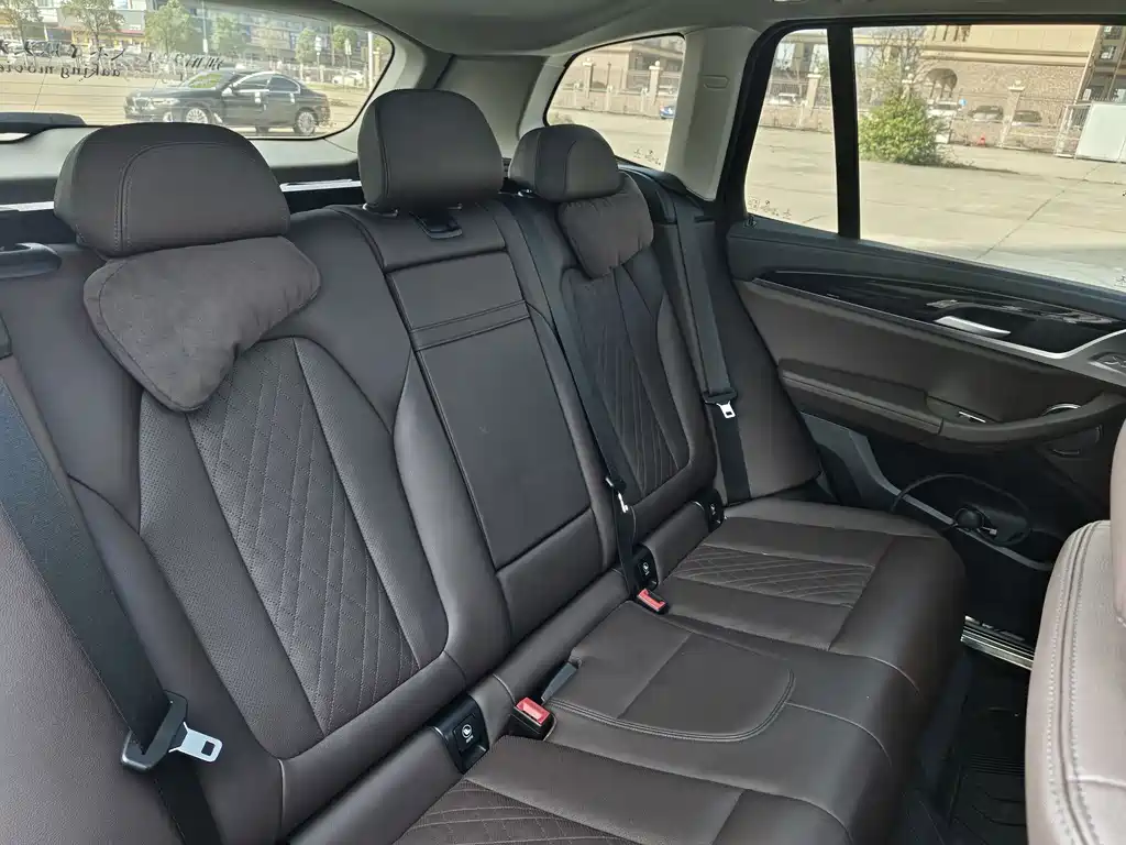 BMW X3 — миниатюра 29