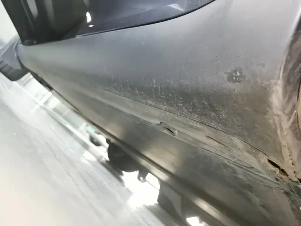 Tesla Model Y — миниатюра 22