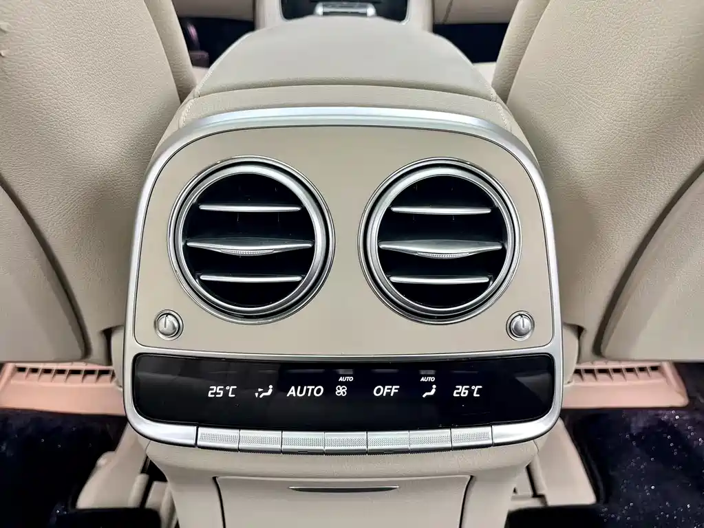 Mercedes-Benz S-Class — миниатюра 16