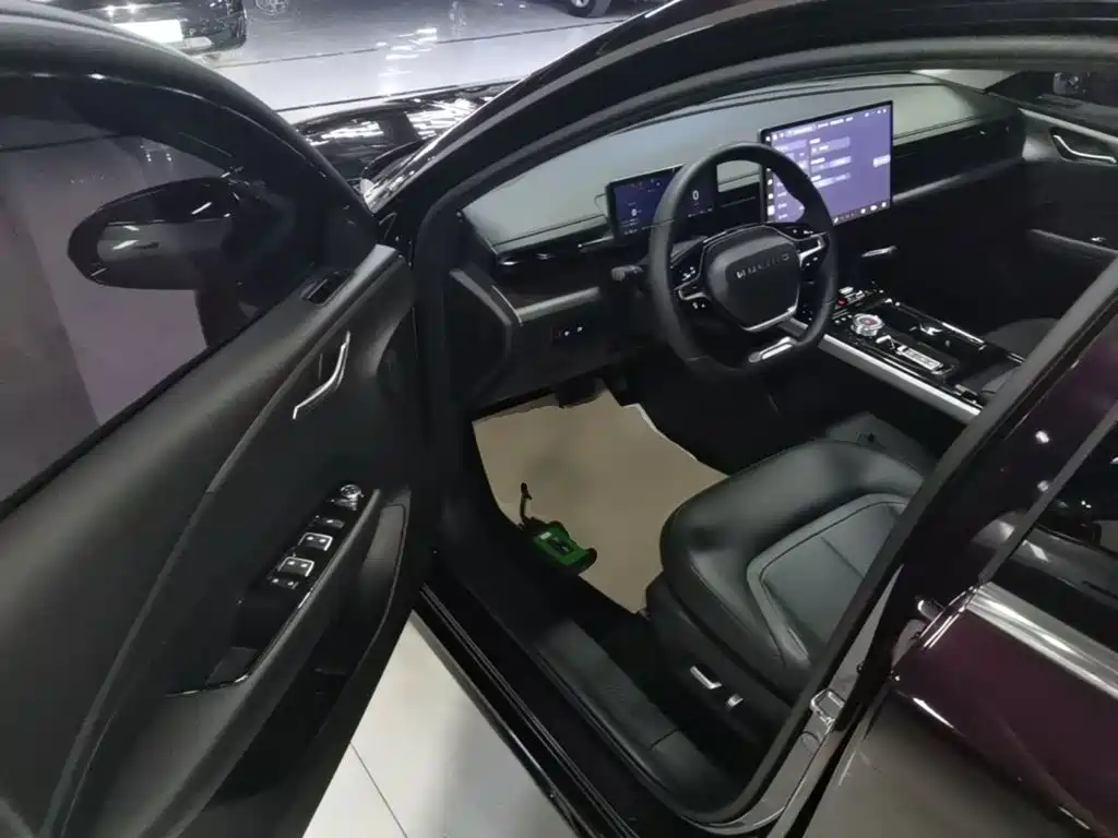 Wuling Xingguang — миниатюра 16