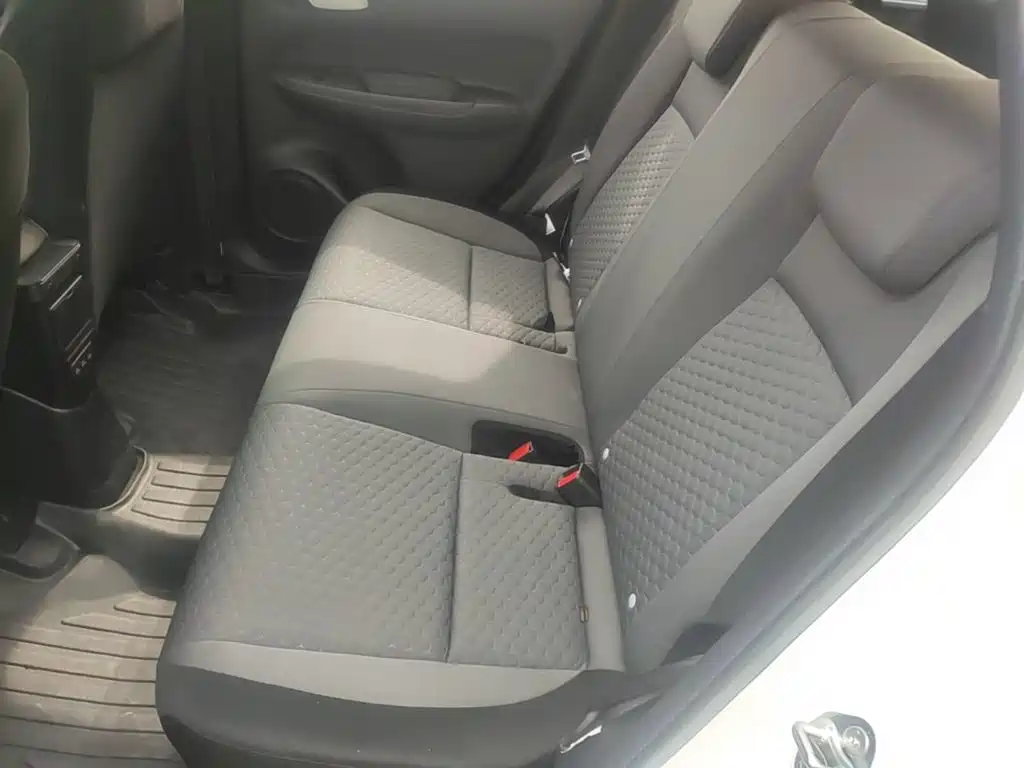 Honda Fit — миниатюра 17