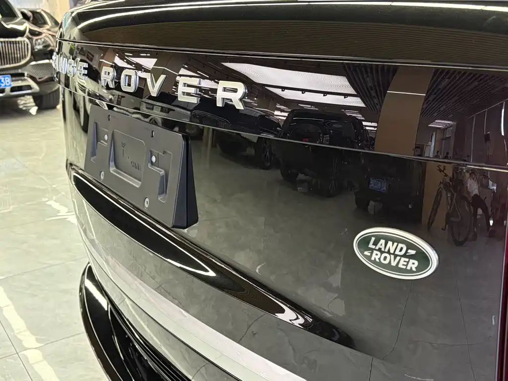 Land Rover Range Rover — миниатюра 11