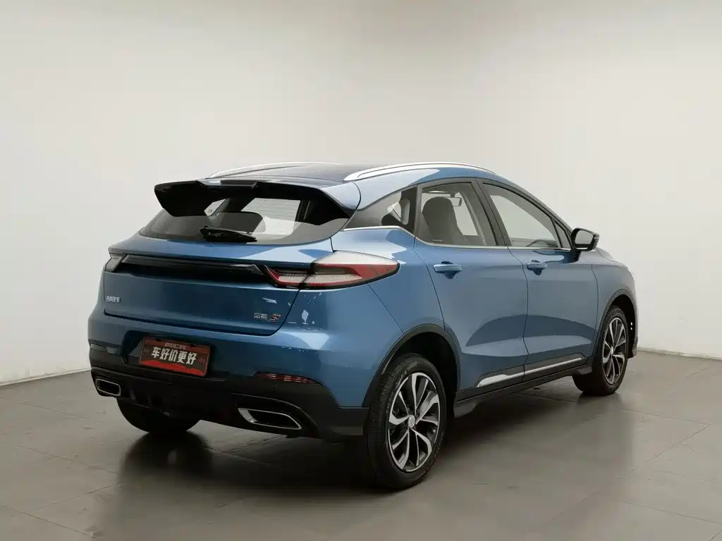 Geely Emgrand S — миниатюра 2