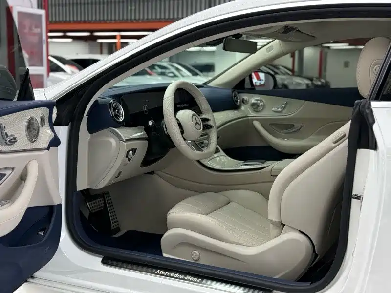 Mercedes-Benz E-Class (Import) — миниатюра 6