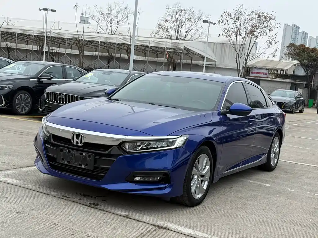 Купить Honda Accord