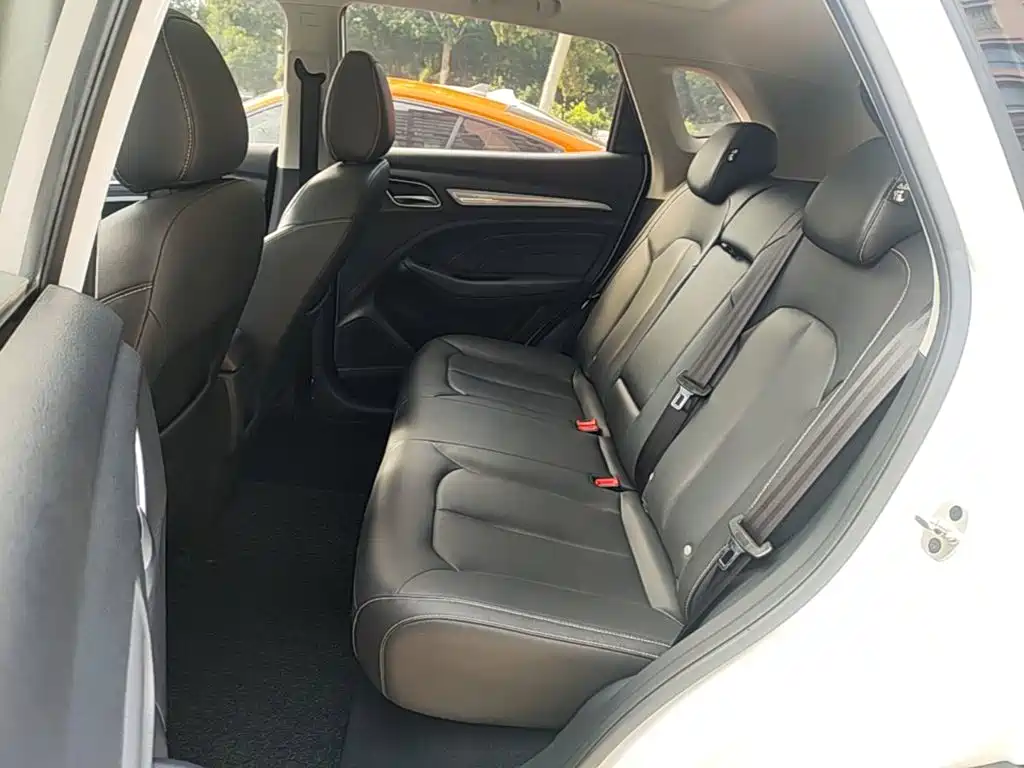 Roewe RX3 — миниатюра 17