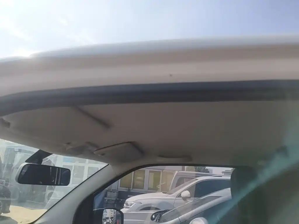 Wuling MINIEV — миниатюра 18