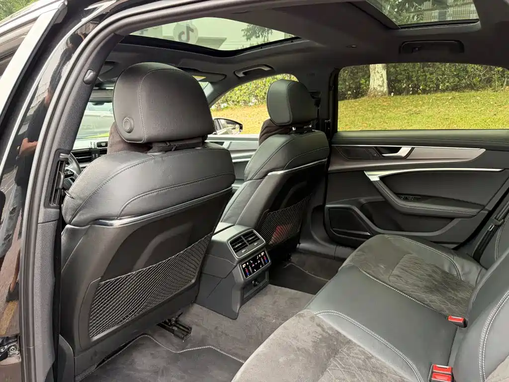 Audi A6L — миниатюра 11