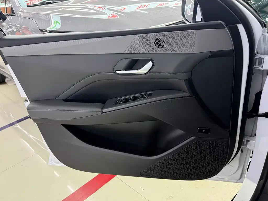 BYD Qin PLUS — миниатюра 14