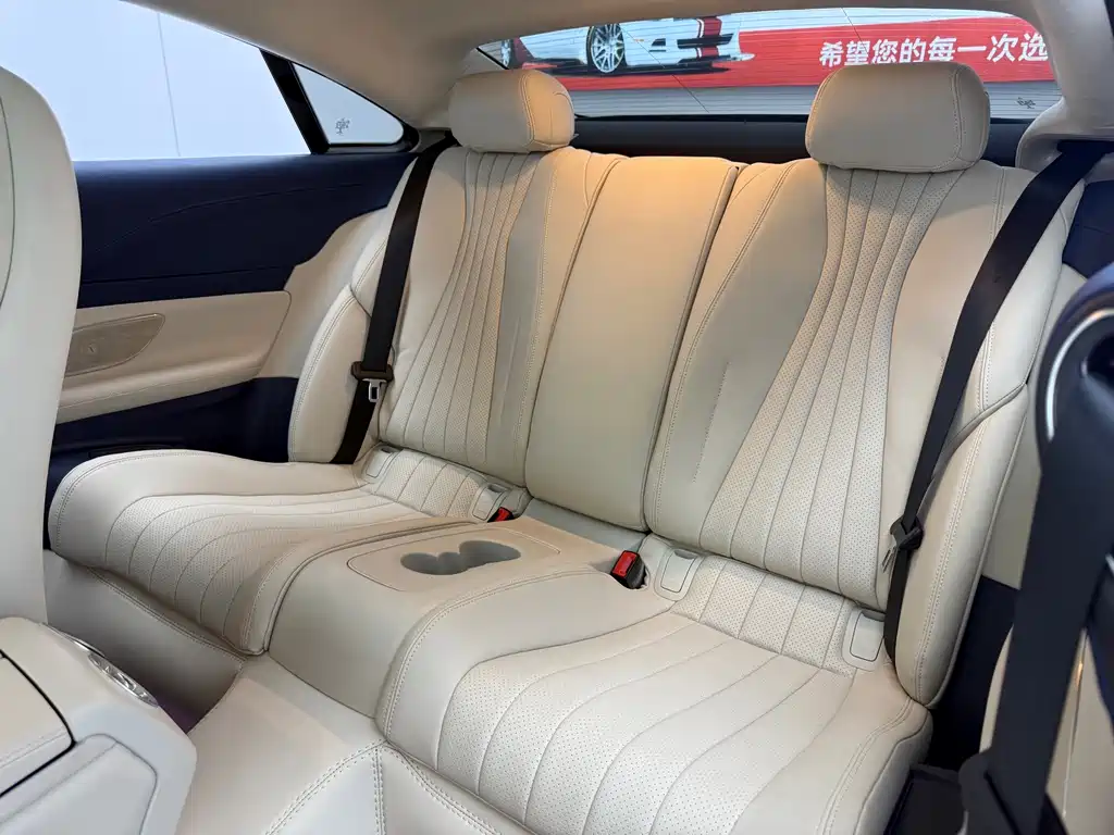 Mercedes-Benz E-Class (Import) — миниатюра 13