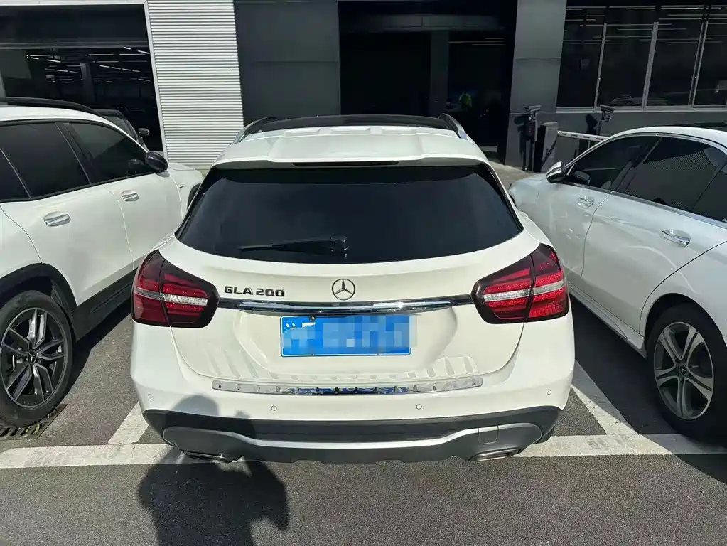 Mercedes-Benz GLA — миниатюра 3