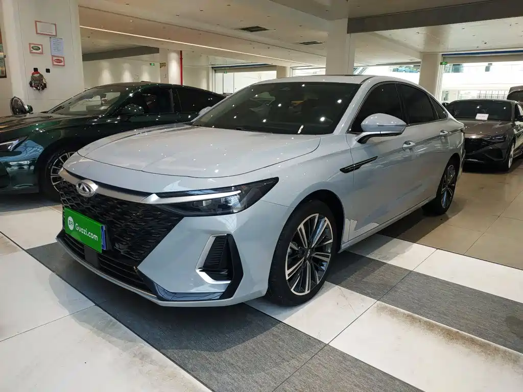 Chery Arrizo 8
