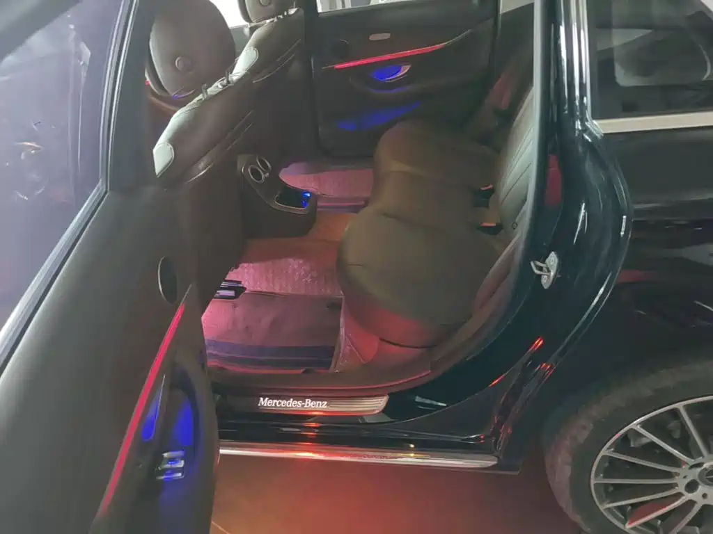 Mercedes-Benz E-Class — миниатюра 19