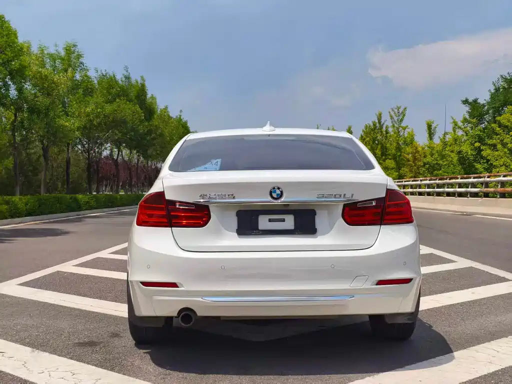 BMW 3 Series — миниатюра 5