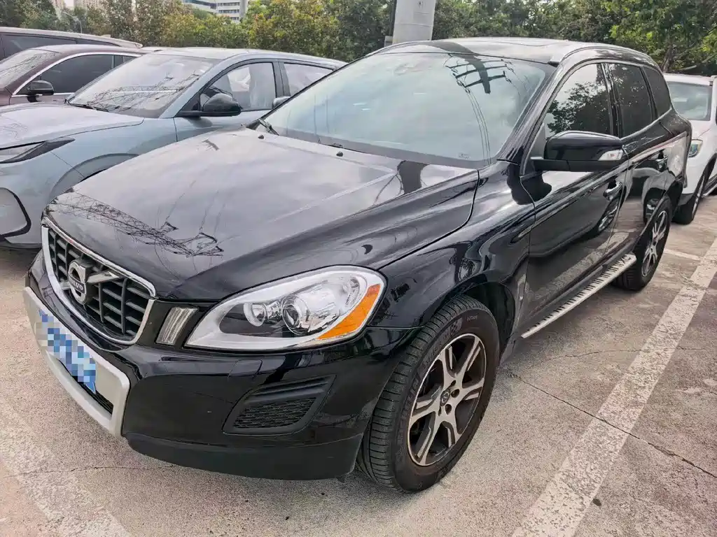 Volvo XC60 (Import)