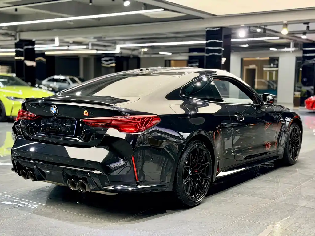 BMW M4 — миниатюра 6