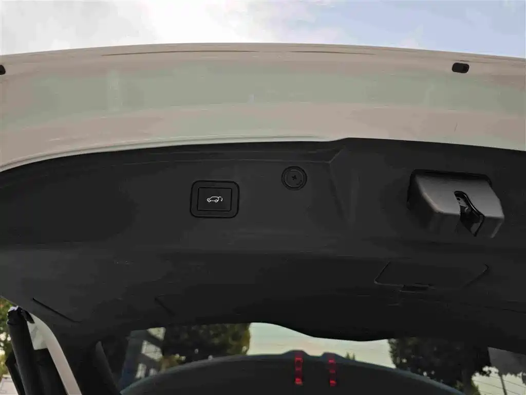 Changan CS75 PLUS — миниатюра 9