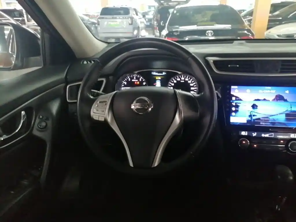 Nissan X-Trail — миниатюра 11