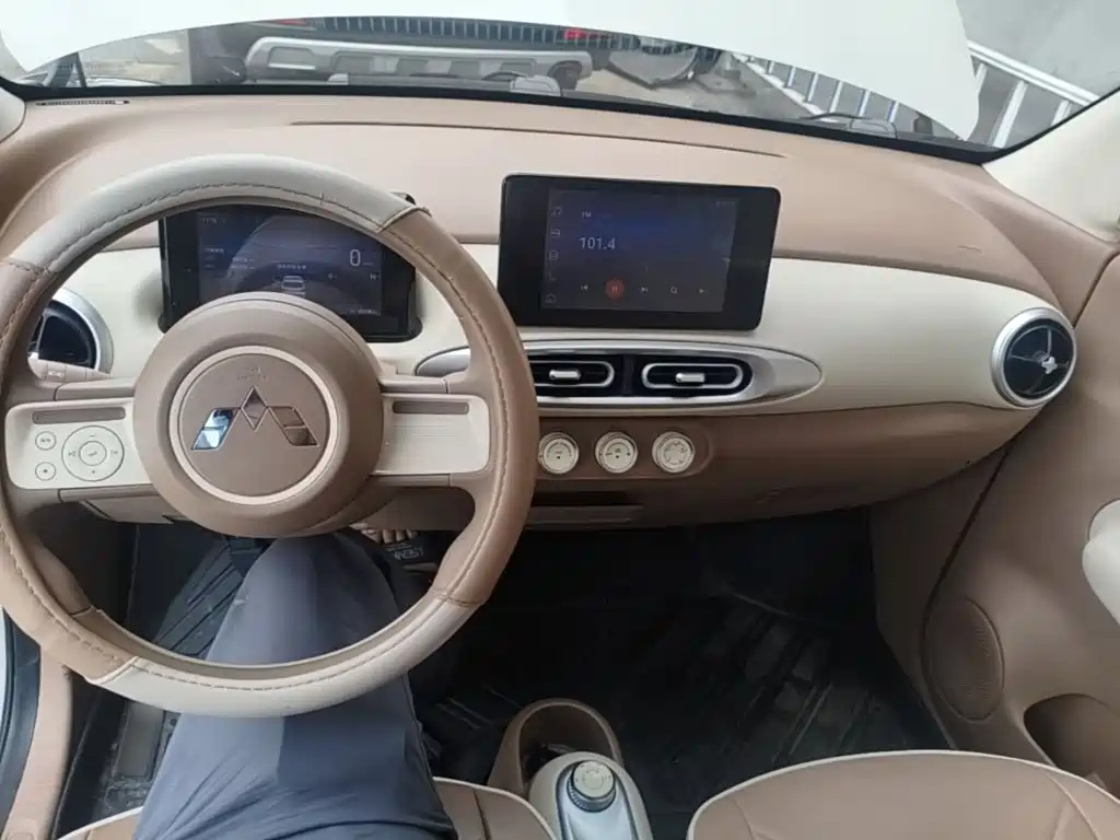 Wuling MINIEV — миниатюра 10