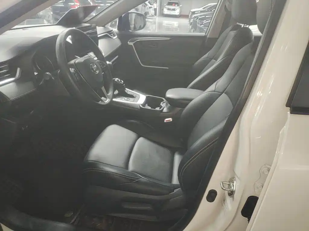 Toyota Wildlander — миниатюра 15