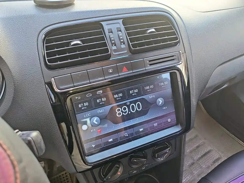Volkswagen Polo — миниатюра 13