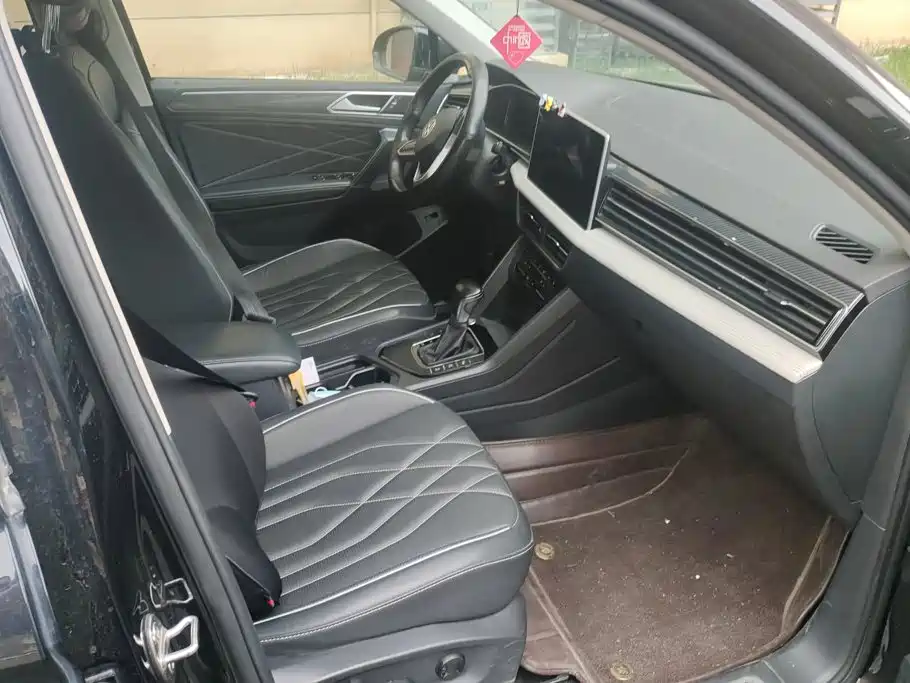 Volkswagen Tiguan L — миниатюра 8
