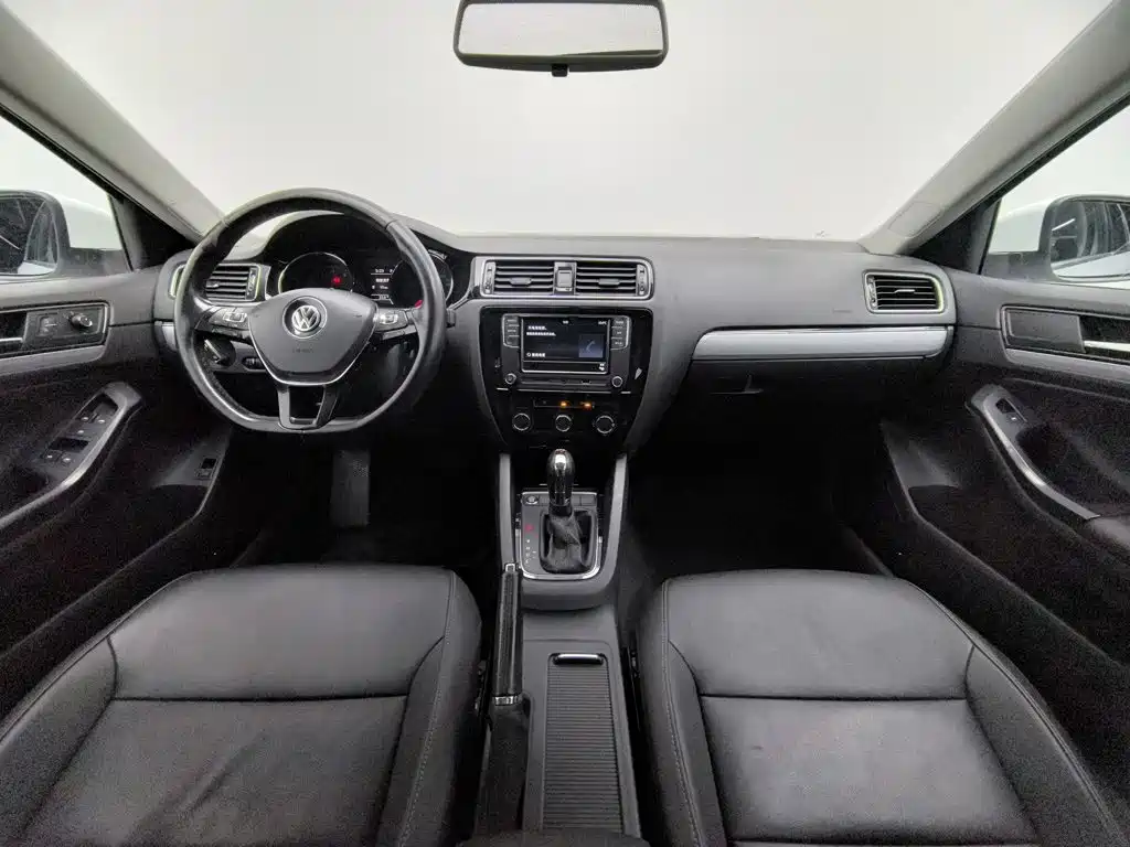 Volkswagen Sagitar — миниатюра 5