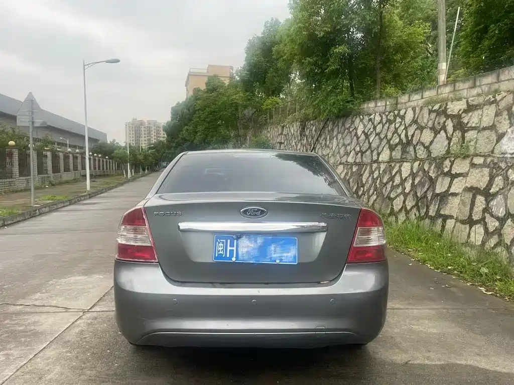 Ford Focus — миниатюра 3