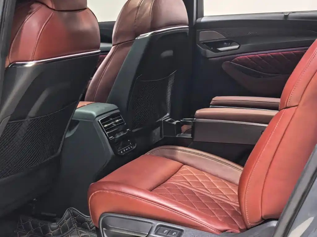Audi Q6 — миниатюра 21