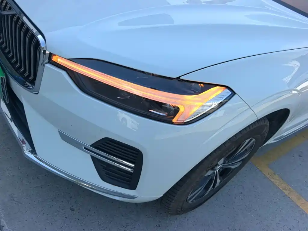 Volvo XC60 — миниатюра 24