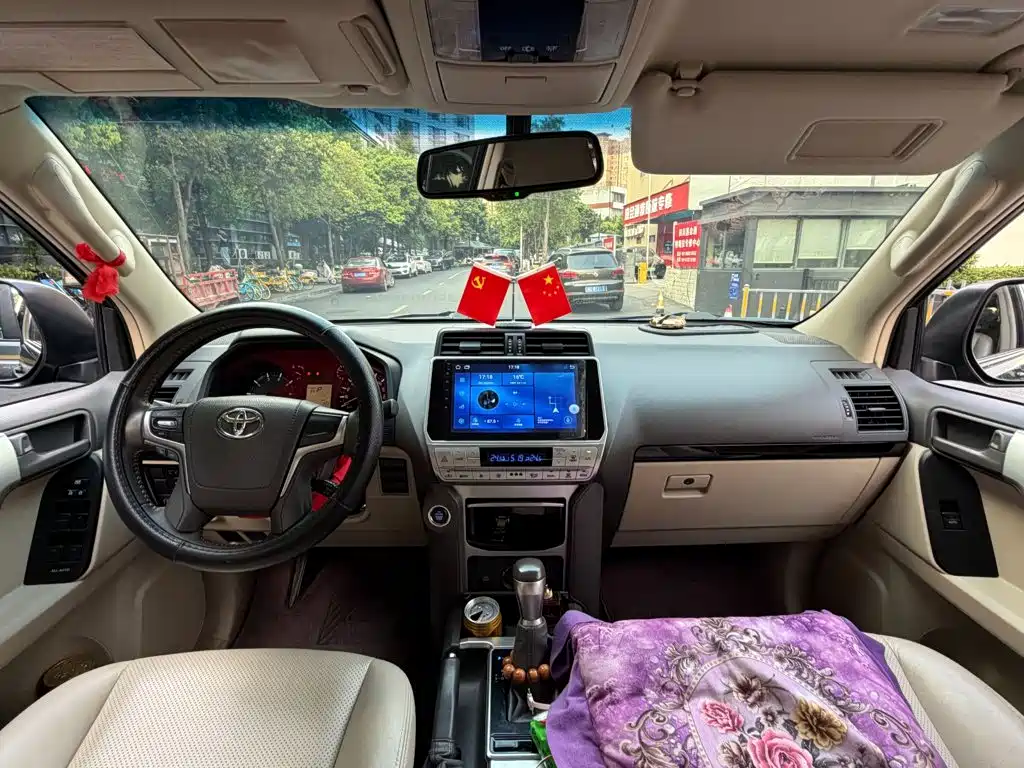 Toyota Prado (Import) — миниатюра 13