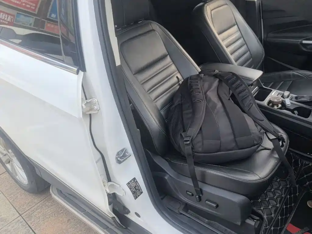 Ford Kuga — миниатюра 25