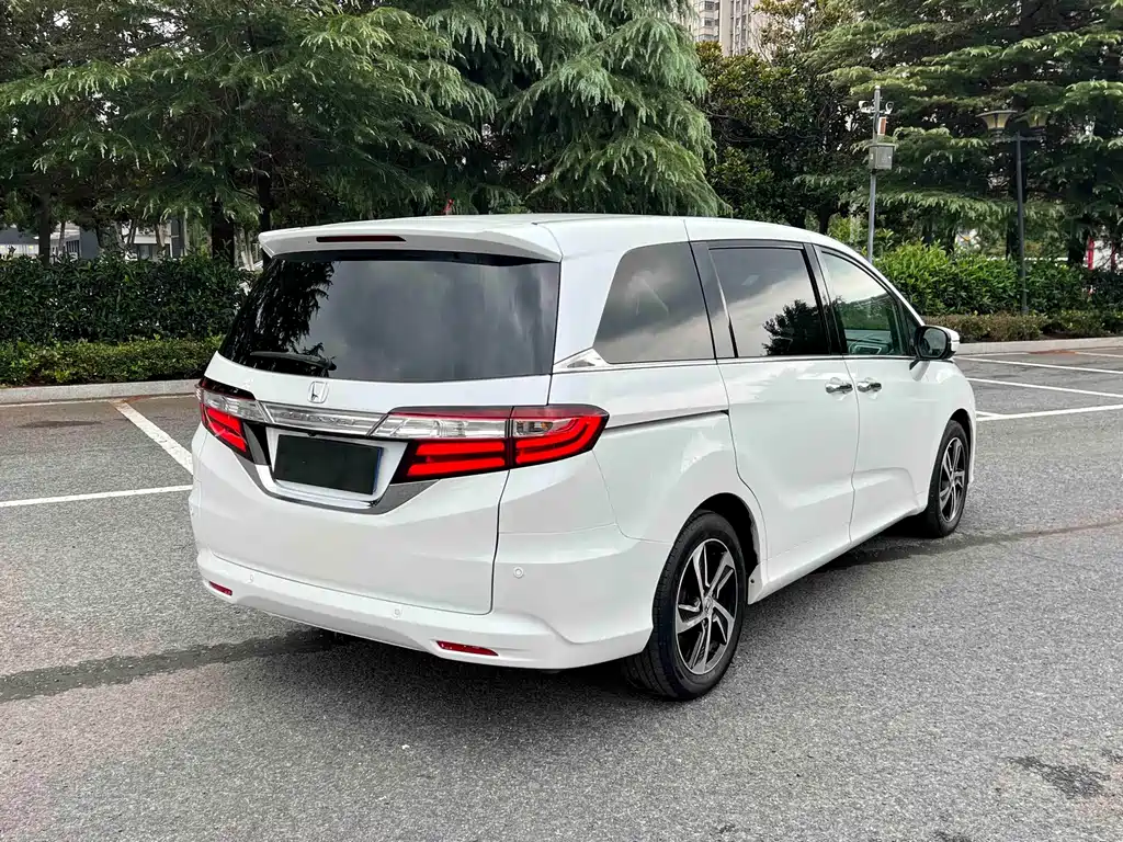 Honda Odyssey — миниатюра 3
