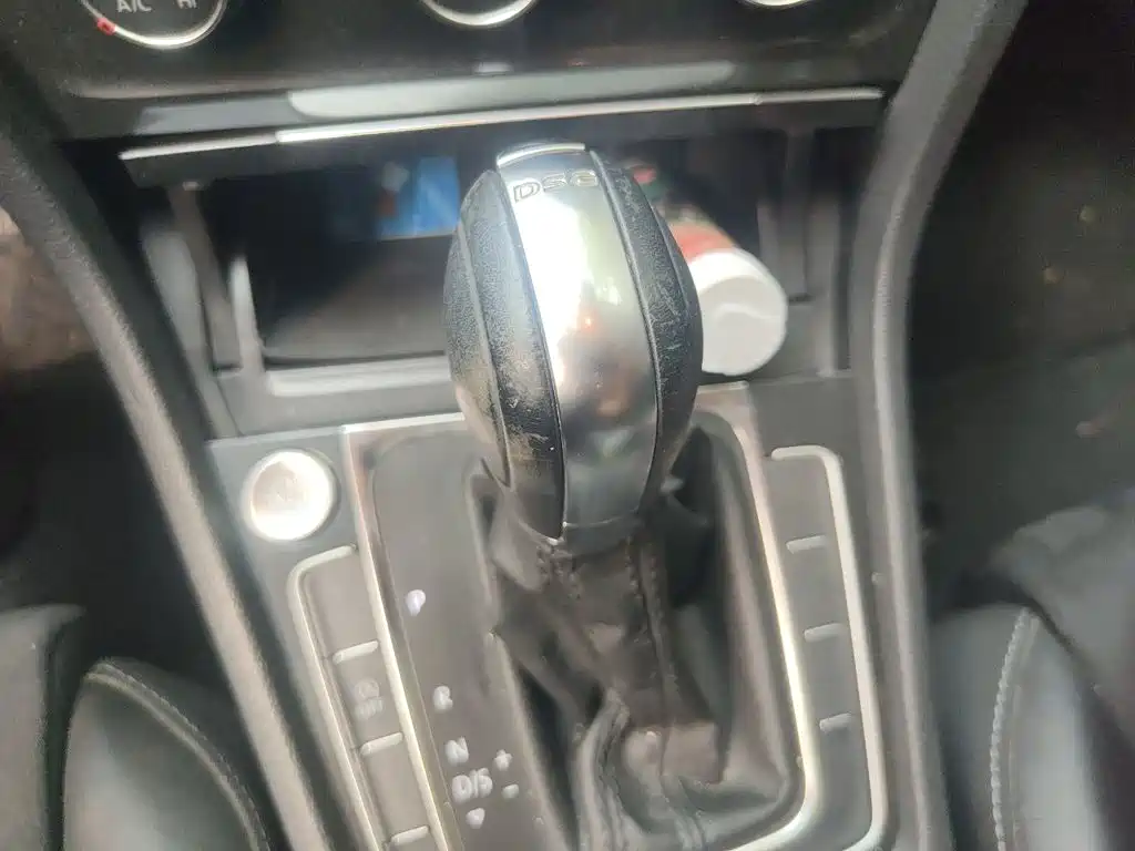 Volkswagen Golf — миниатюра 7