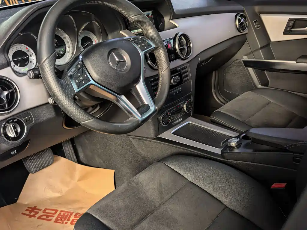 Mercedes-Benz GLK-Class — миниатюра 12