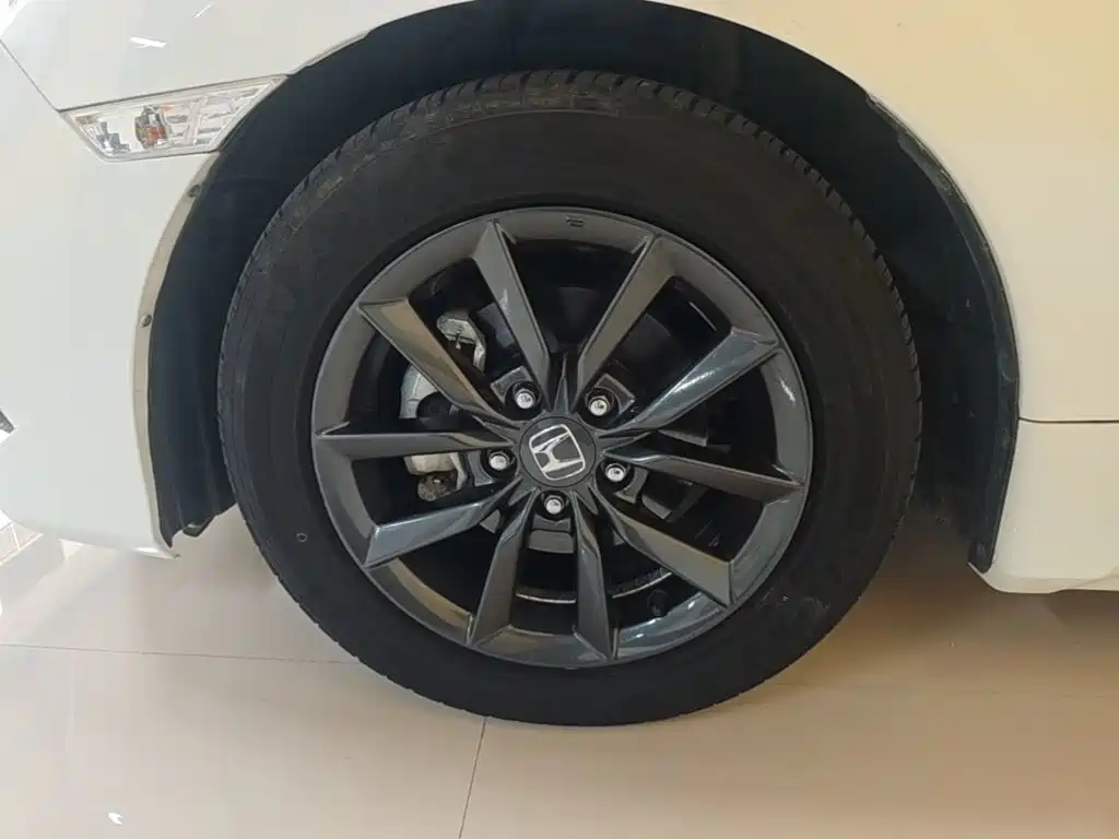 Honda Civic — миниатюра 23