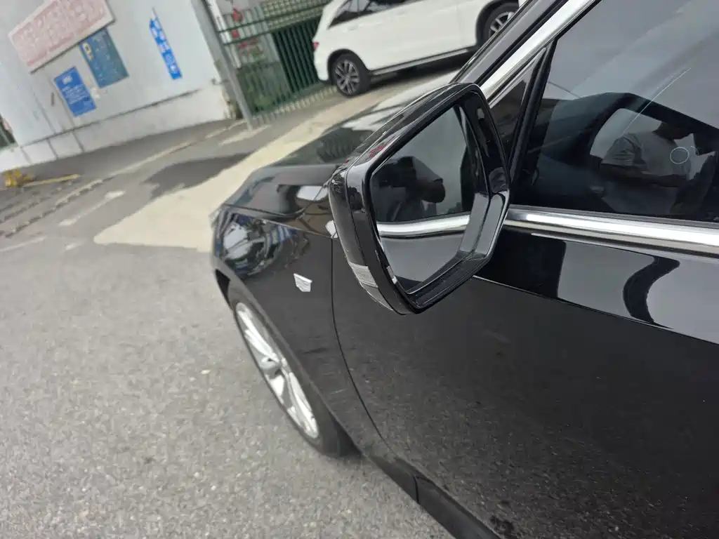 Cadillac CT5 — миниатюра 16