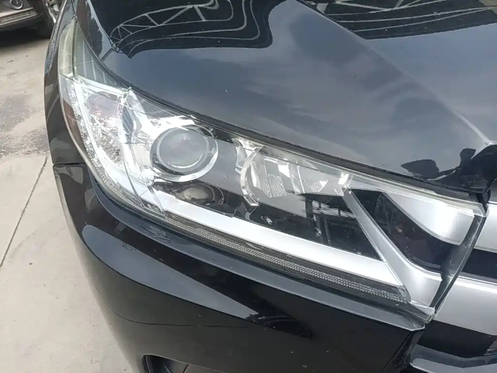 Toyota Highlander — миниатюра 11