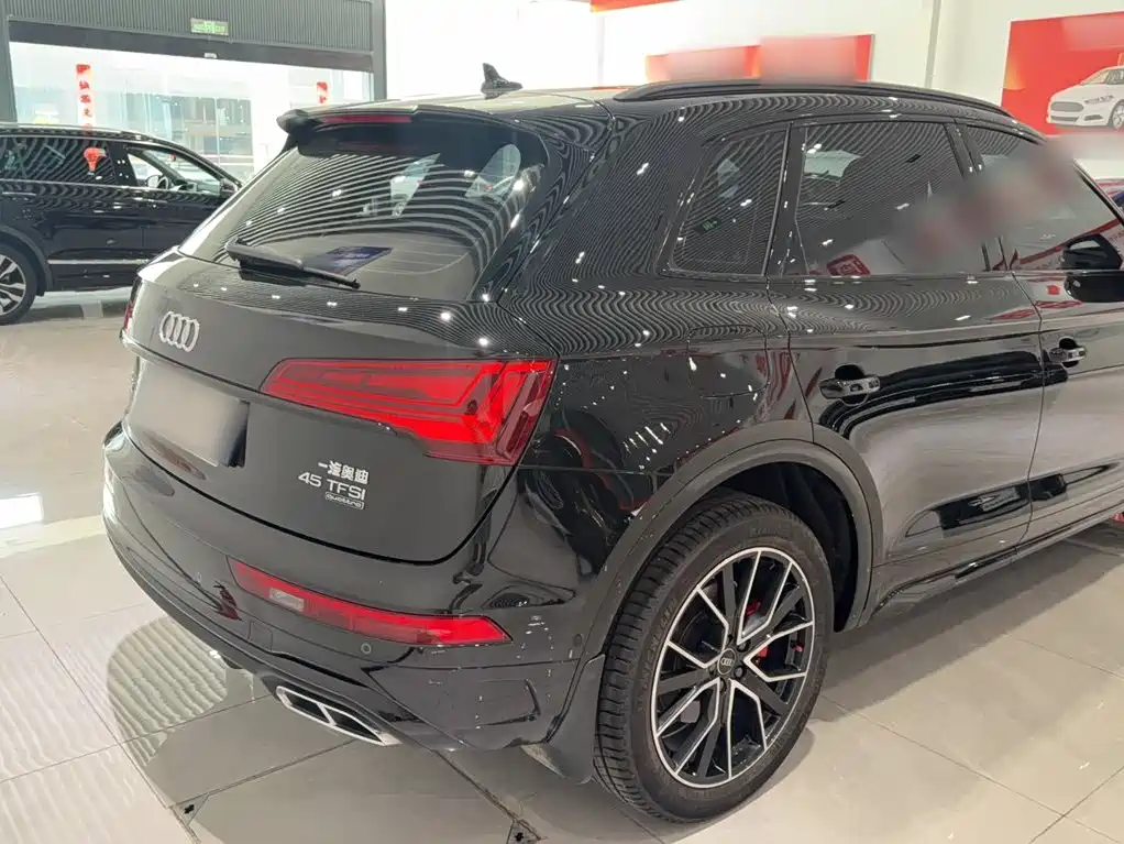 Audi Q5L — миниатюра 10