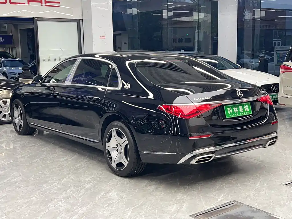 Mercedes-Benz S-Class — миниатюра 6