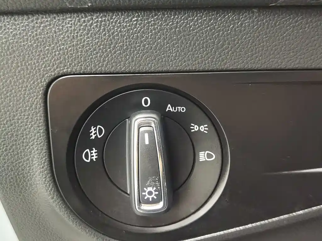 Volkswagen Tiguan L — миниатюра 21