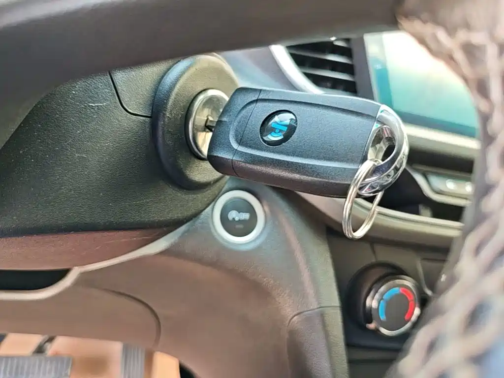 Buick Excelle — миниатюра 9