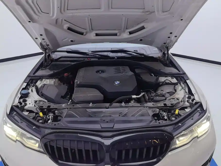 BMW 3 Series — миниатюра 10