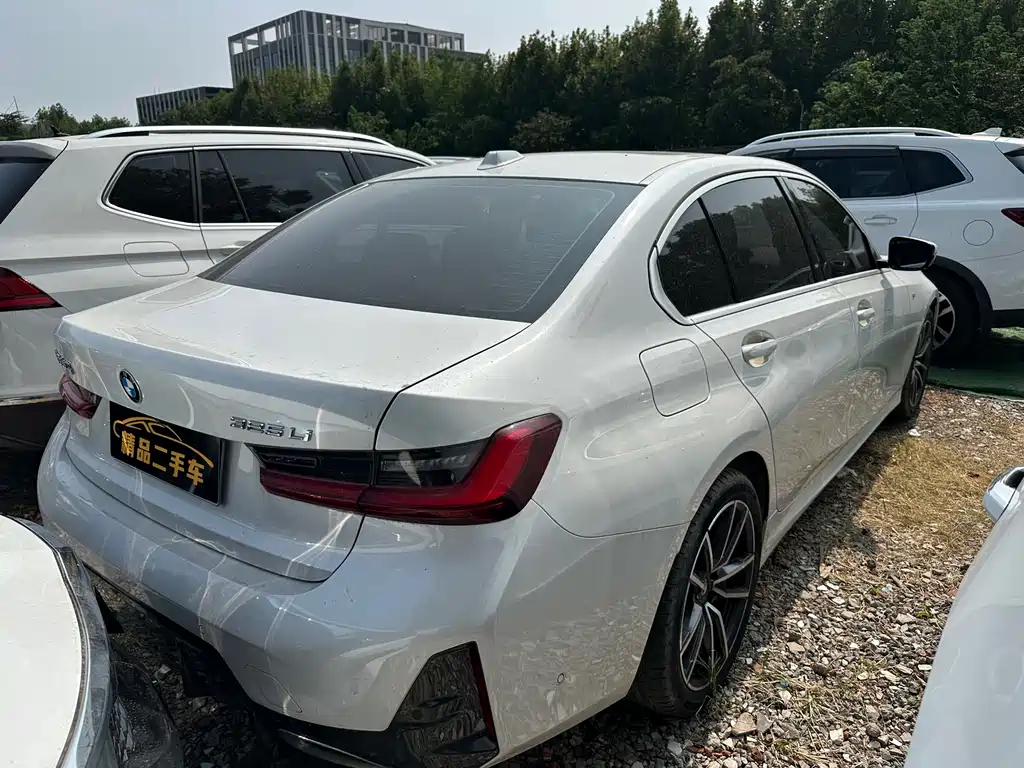 BMW 3 Series — миниатюра 17